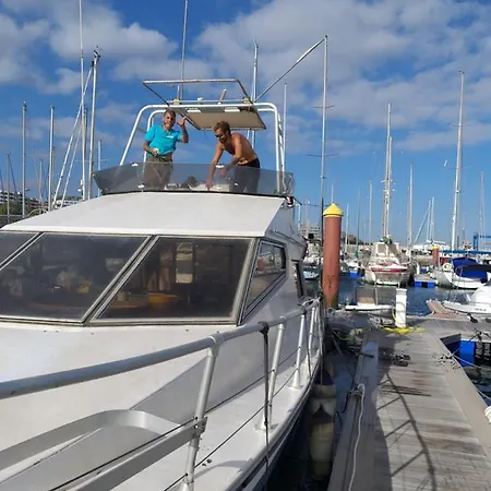 Motoryacht Favilu' * سان ميغيل ذي أبونا